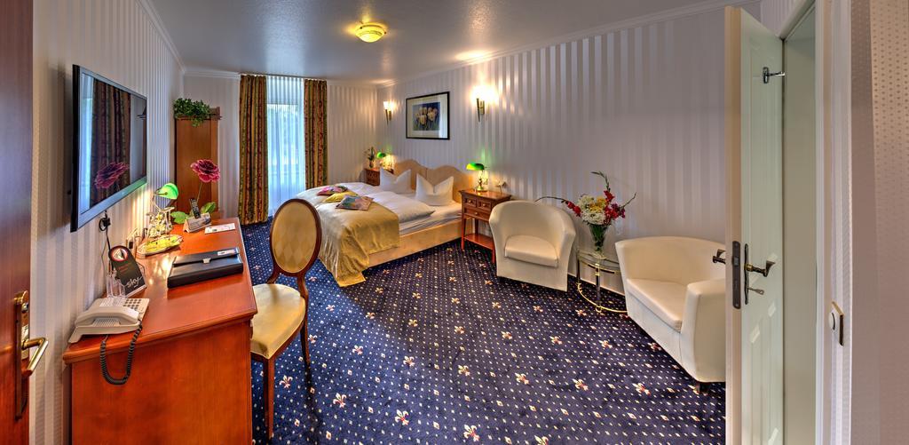 Landhotel Schwarzer Adler Suelzetal Chambre photo