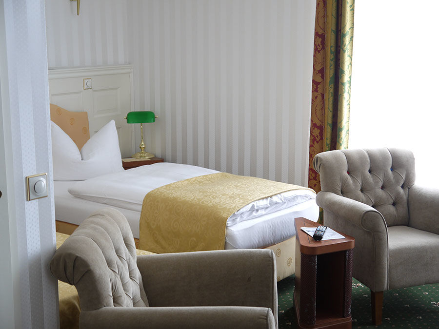 Landhotel Schwarzer Adler Suelzetal Chambre photo